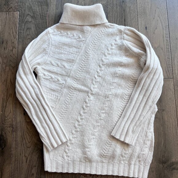 Milly Asymmetrical Cable Knit Sweater Cream Size M Lambswool Blend Designer Luxe - Picture 2 of 8